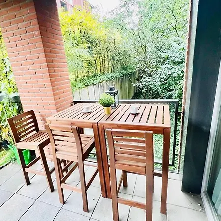 Chic One Bedroom With Parking&terrace-kir22 아파트