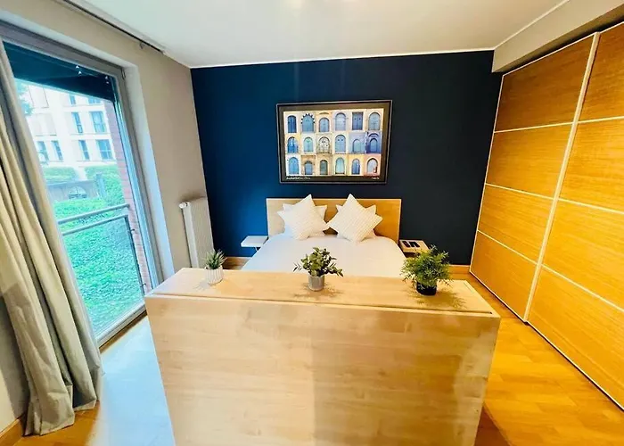 Chic One Bedroom With Parking&terrace-kir22 *