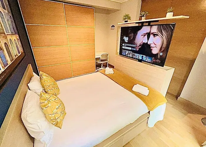 Chic One Bedroom With Parking&terrace-kir22 Apartment *