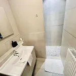 Chic One Bedroom With Parking&terrace-kir22 아파트 룩셈부르크